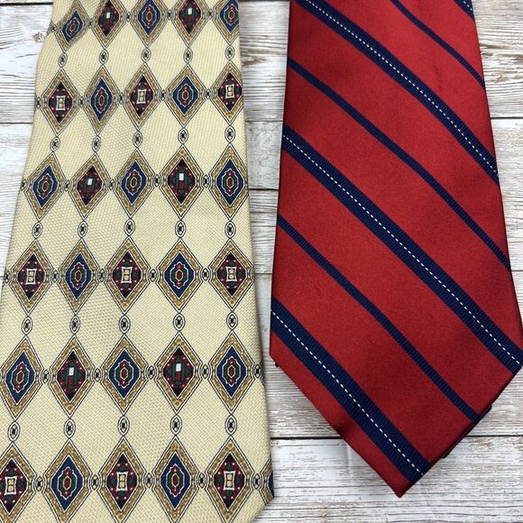 Tommy Hilfiger Men's 100% Silk Designer Neck Ties Lot of 13 - Picture 7 of 16